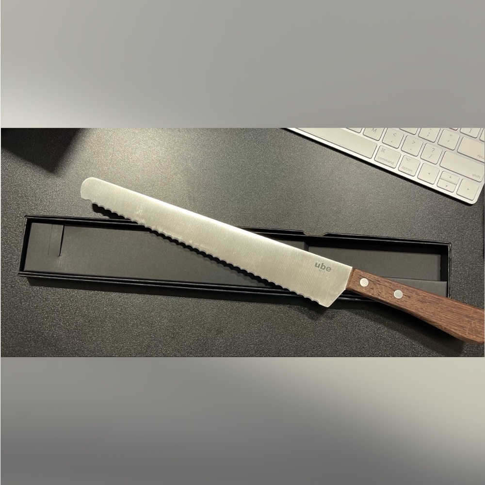 Serrated Bread Knife with Wooden Handle